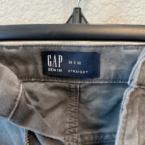 Gap Jeans - Picture 2 of 3